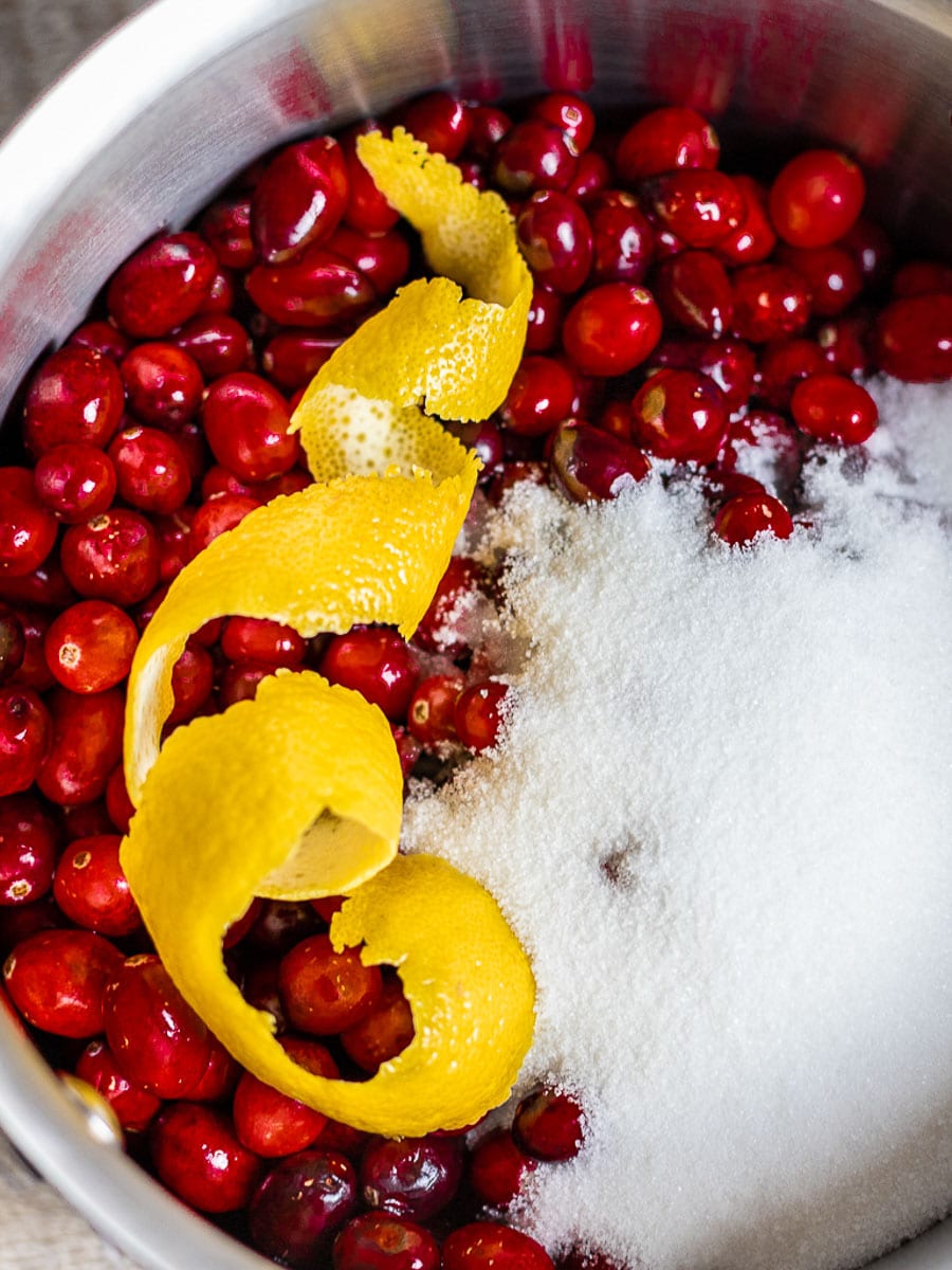 Homemade Cranberry Sauce with Maple Syrup