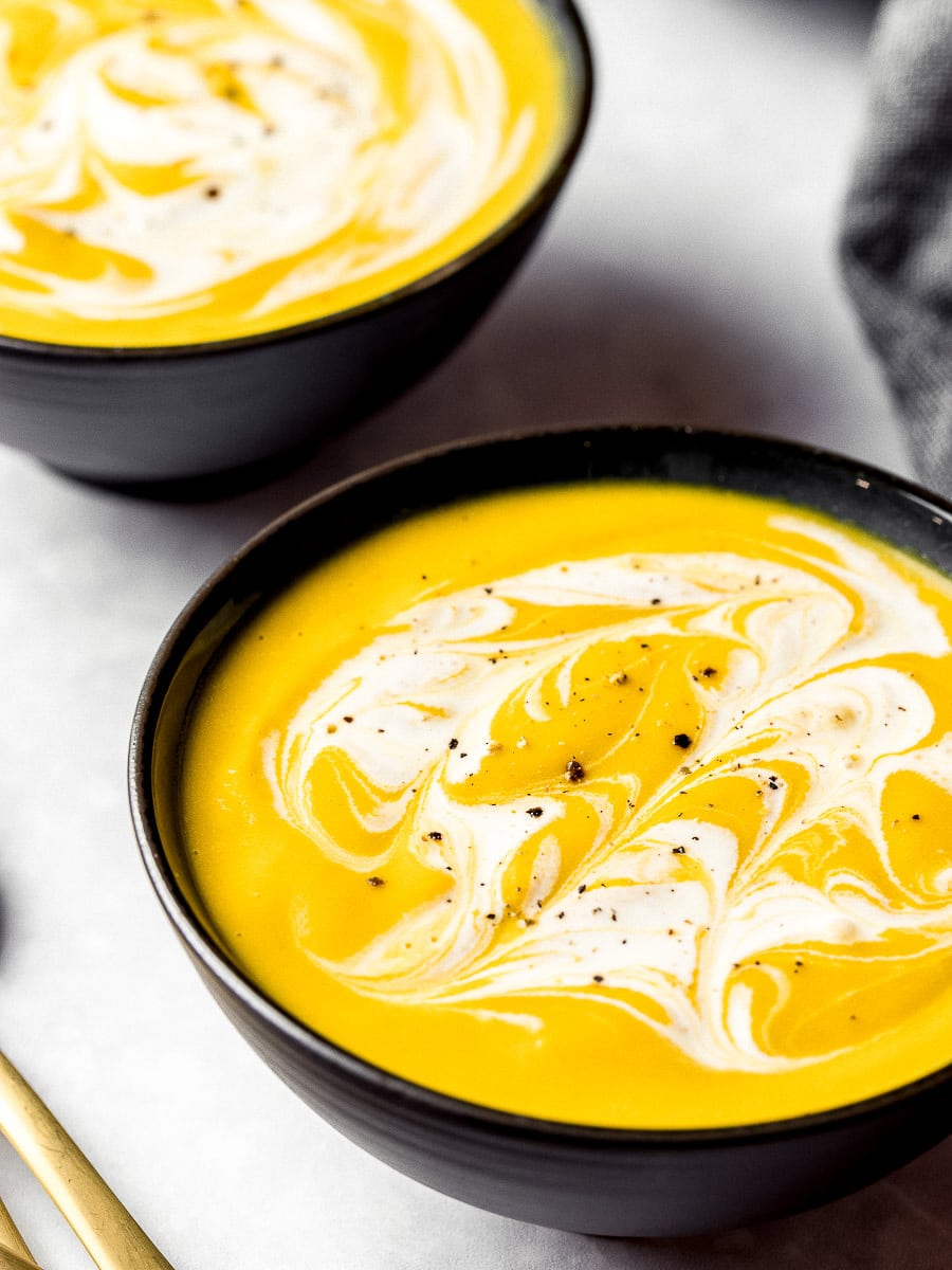 Roasted Kabocha Squash Soup | Vegan Pumpkin Soup - Drive Me Hungry