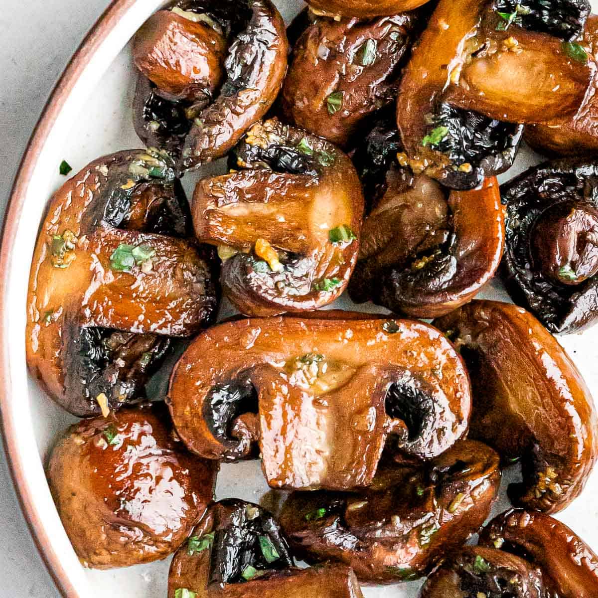 Easy Sauteed Mushrooms With Garlic Butter Drive Me Hungry Easy Sauteed Mushrooms With Garlic Butter Drive Me Hungry