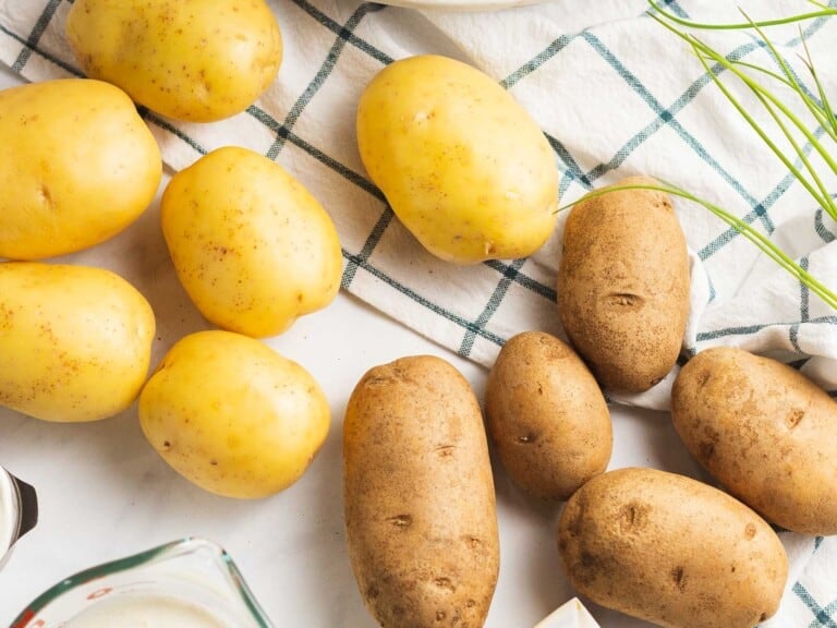 The Best Potatoes for Mashing: Waxy or Starchy? - Drive Me Hungry
