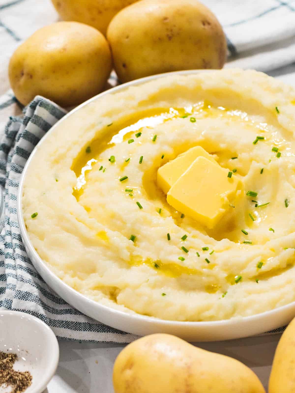 Easy Instant pot mashed potatoes with Yukon gold potatoes.