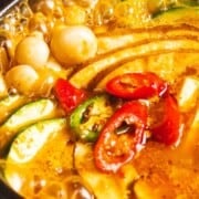 Quick and easy doenjang jjigae with text overlay.